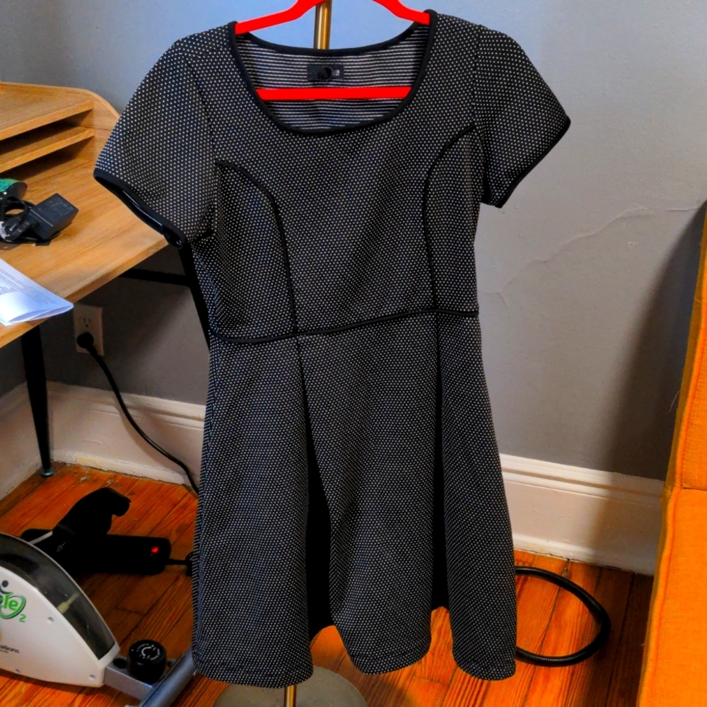Brooklyn Industries M Midi Dress